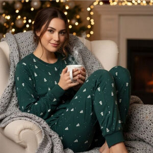 PL By Petit Lem Women's 100% Cotton Green Pajamas NEW